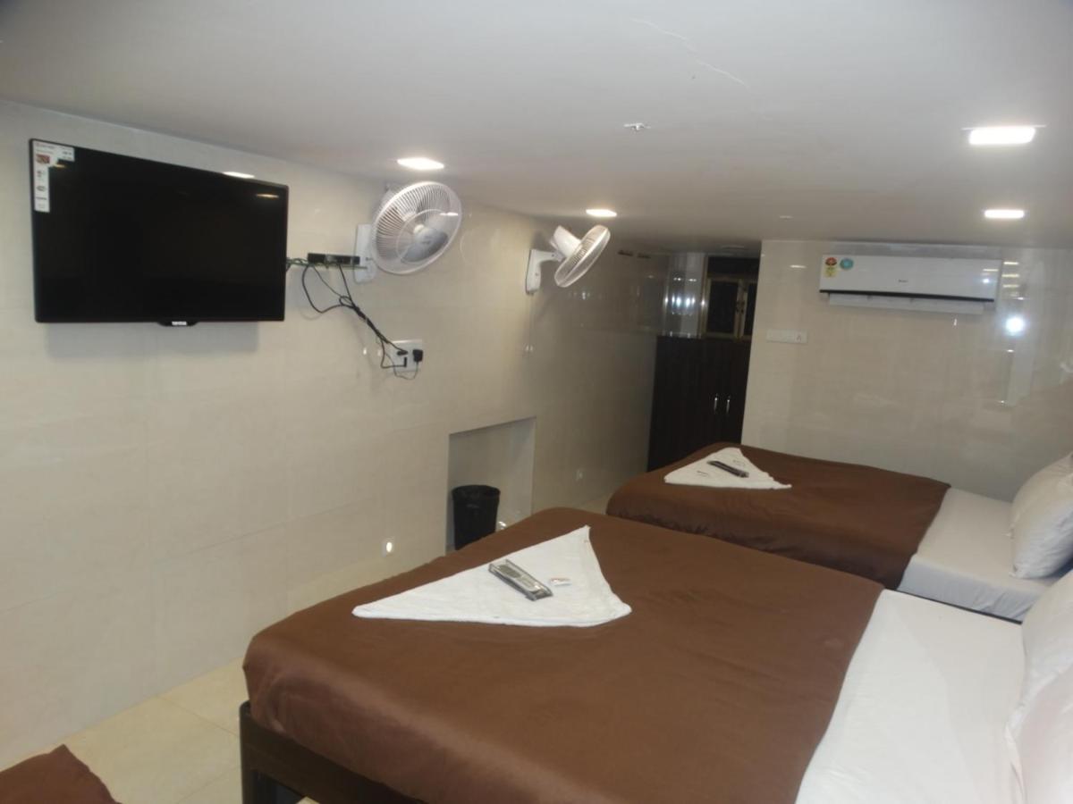 Hotel Qamar Mumbai Eksteriør bilde