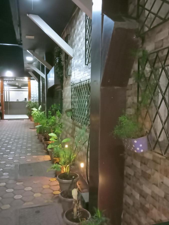 Hotel Qamar Mumbai Eksteriør bilde