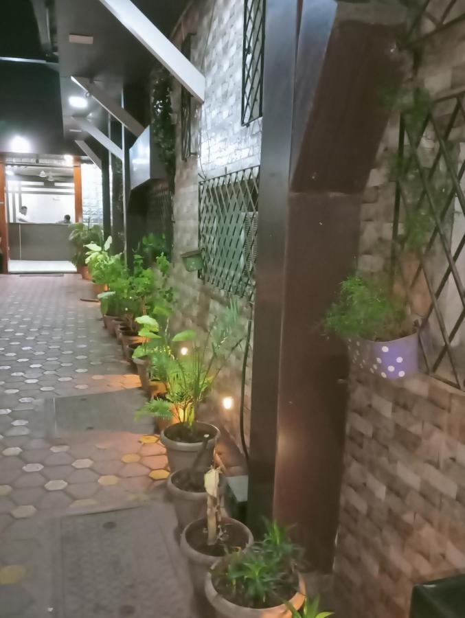 Hotel Qamar Mumbai Eksteriør bilde